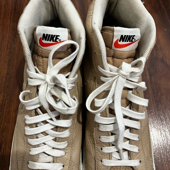 Nike Blazer Mid Premium Linen Summit White Sneakers - Picture 5 of 7